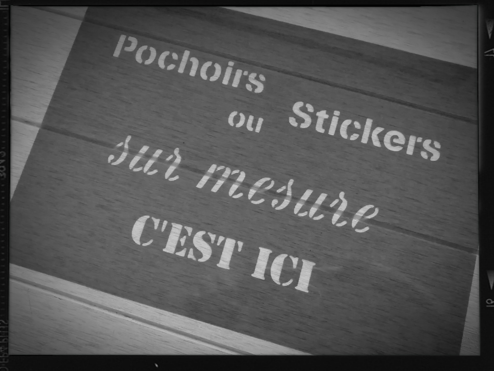 Pochoir ou Sticker sur-mesure…